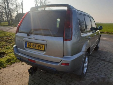 Nissan X-Trail - 2.2 dCi Comfort Apk 10-2020 - 1