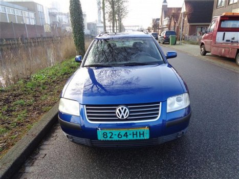 Volkswagen Passat Variant - 2.0 - 1