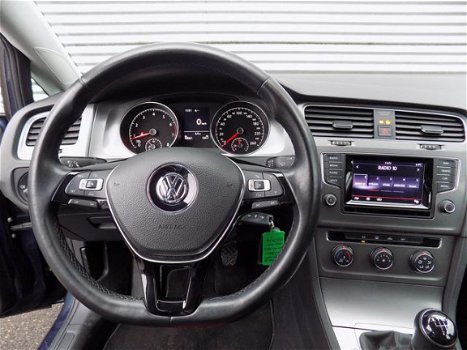 Volkswagen Golf - 1.2 TSI 85PK Trendline navi cruise control telefoonvoorbereiding - 1