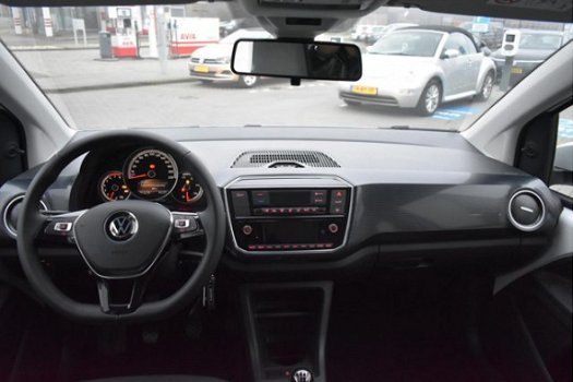 Volkswagen Up! - 1.0 Climatcontrol, Parkeersensoren, Telefoonhouder, Multifunctioneel leder stuurwie - 1