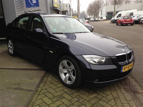 BMW 3-serie - 320d High Executive Aut..Airco/Leer/Navi - 1