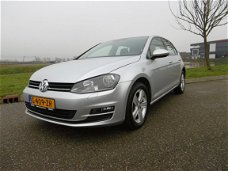 Volkswagen Golf - 1.2 TSI Highline Airco, Navigatie, APK 09-2021