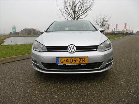 Volkswagen Golf - 1.2 TSI Highline Airco, Navigatie, APK 09-2021 - 1