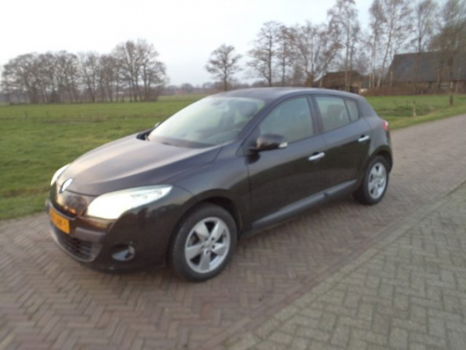 Renault Mégane - 1.6 Dynamique NAVI TRHAAK CRUISE PDC - 1