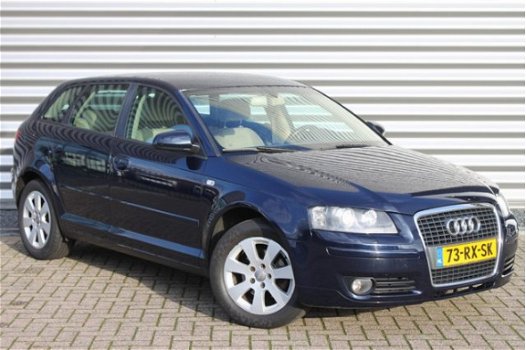 Audi A3 - 1.6 Ambiente - 1