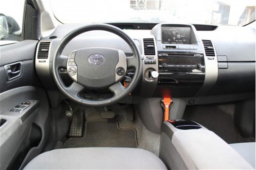 Toyota Prius - 1.5 VVT-i Comfort | Cruise | Clima | Park.Sens V+A - 1