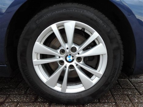 BMW 2-serie Active Tourer - 218d Corporate Lease Essential Aut. Panoramadak Navi LED Head-Up Sportst - 1