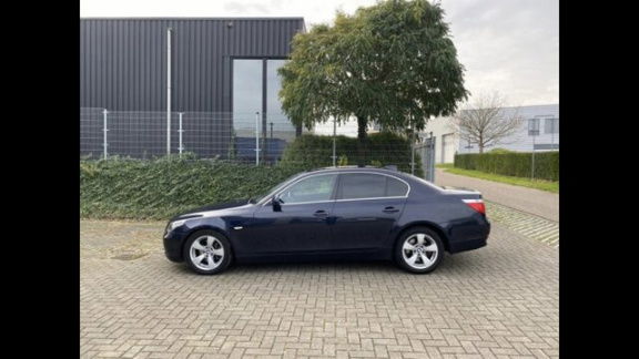 BMW 5-serie - 520i Executive Nette 520 goed onderhouden - 1