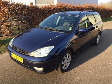 Ford Focus Wagon - 1.6 16V Collection - 1