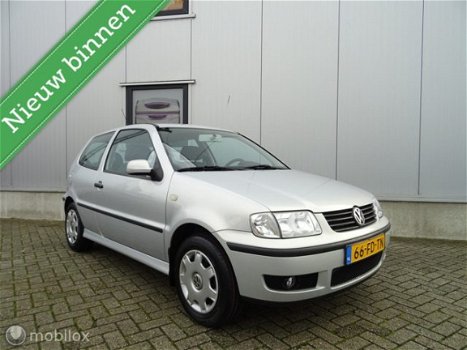 Volkswagen Polo - 1.4-16V Trendline * Nationale Autopas 130.Dkm - 1