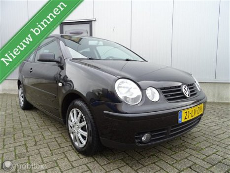 Volkswagen Polo - 1.4-16V * APK KEURING 15-01-2021 - 1