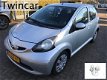 Toyota Aygo - 1.0 12v VVT-i + 5-DRS AIRCO NAP - 1 - Thumbnail