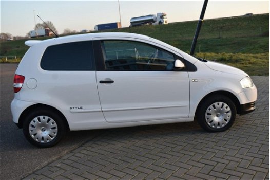 Volkswagen Up! - 1.0 take up FOX AIRCO STYLE BJ. 2011 - 1