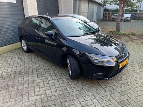 Seat Leon ST - 1.6 TDI Ecomotive Lease Sport VOL OPTIES - 1