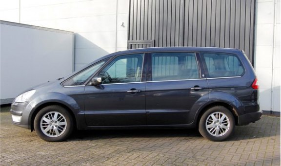 Ford Galaxy - 2.0-16V Ghia - 1