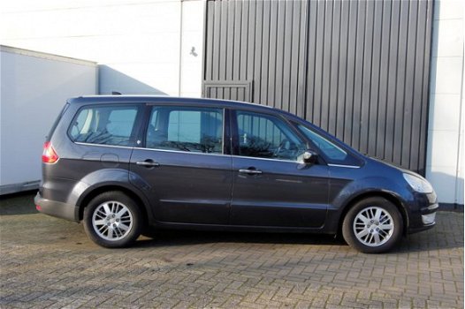 Ford Galaxy - 2.0-16V Ghia - 1