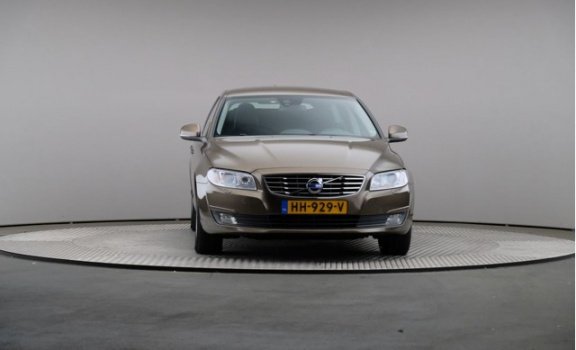 Volvo V70 - D3 Classic Edition, Leder, Navigatie, Xenon - 1