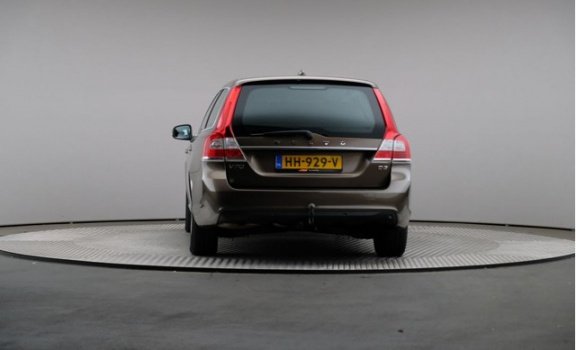 Volvo V70 - D3 Classic Edition, Leder, Navigatie, Xenon - 1