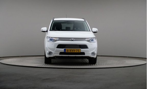 Mitsubishi Outlander - 2.0 PHEV Executive Edition, Automaat, Leder, Navigatie - 1