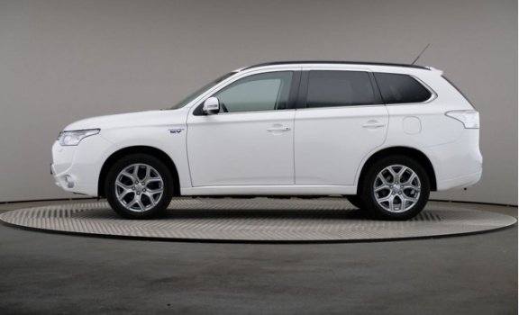 Mitsubishi Outlander - 2.0 PHEV Executive Edition, Automaat, Leder, Navigatie - 1