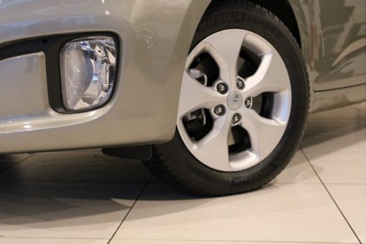 Kia Carens - 1.6 GDi Business Pack Ruime en complete gezinsauto / Fabrieksgarantie / Trekhaak - 1