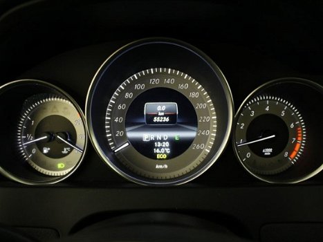 Mercedes-Benz C-klasse - 180 Blue Eff. Avantgarde Parkeersensoren | Stoelverwarming | Trekhaak | Air - 1
