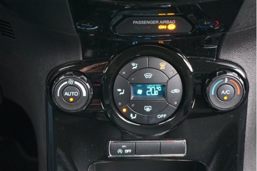 Ford Fiesta - 1.0 EcoBoost Titanium Clima, PDC, voorruitverwarming - 1