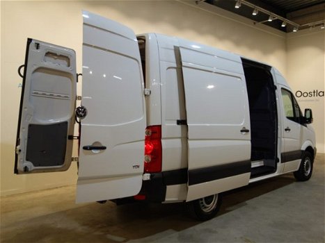 Volkswagen Crafter - 35 2.0 TDI 140 PK L2H2 / Airco / Cruise Control / Navigatie / Trekhaak / PDC / - 1