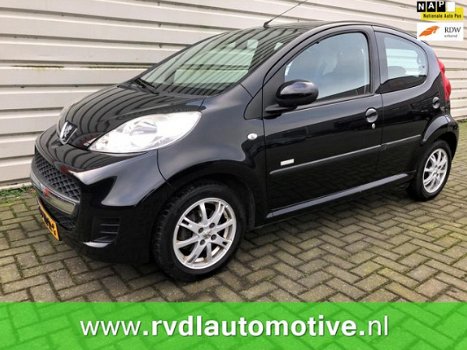 Peugeot 107 - 1.0-12V Millesim 200 5DRS, Airco, Elektr.ramen, Centr.deurvergr., Dealeronderhouden - 1