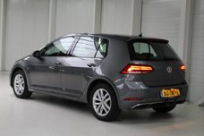 Volkswagen Golf - 1.0 TSI Comfortline Business Navigatie | Stoelverwarming | Lichtsensor | Regensens