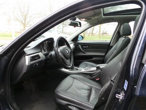 BMW 3-serie Touring - 320d Dynamic Executive ( AUTOMAAT + INRUIL MOGELIJK ) - 1