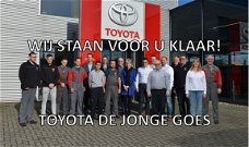Toyota Avensis Wagon - 2.0 VVTi Executive | Automaat | Lederen bekleding | Trekhaak | 2e eigenaar