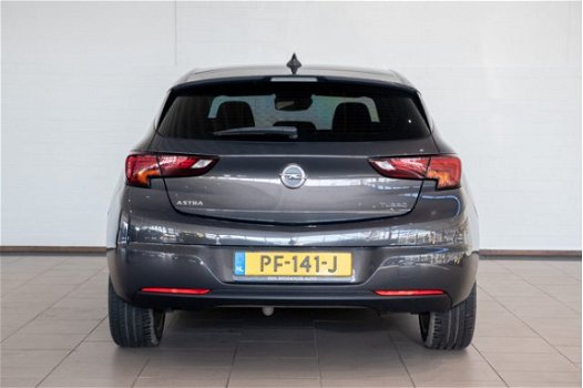 Opel Astra - 1.4 Turbo 150PK Innovation l Navigatie l ClimateControle l CruiseControle l Lichtmetaal - 1