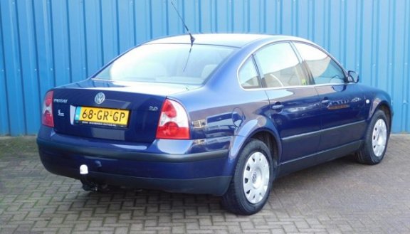 Volkswagen Passat - 2.0 Comfortline 