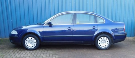 Volkswagen Passat - 2.0 Comfortline 