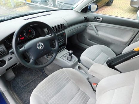 Volkswagen Passat - 2.0 Comfortline 