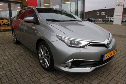 Toyota Auris - 1.8 Hybrid Business Pro | Rijklaar incl. 24 mnd garantie | - 1