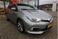 Toyota Auris - 1.8 Hybrid Business Pro | Rijklaar incl. 24 mnd garantie | - 1 - Thumbnail