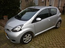 Toyota Aygo - 1.0-12V Comfort 5deurs+apk.goed onderhouden