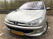 Peugeot 206 - 1.4-16V Gentry 2004/CLIMA/5-DEURS/APK 11-'20/NAP/ - 1 - Thumbnail