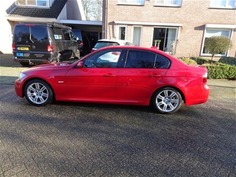 BMW 3-serie - 320i Business Line m3 bumpers farari rood goed onderhouden en nette auto inruil mog - 1