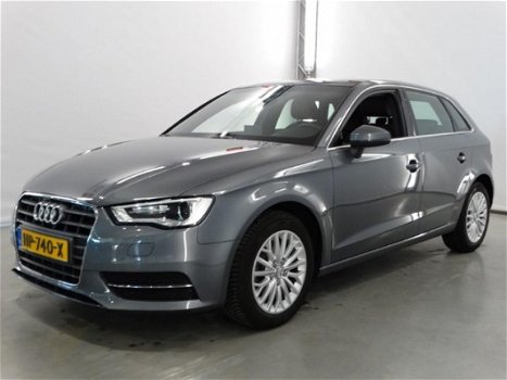 Audi A3 Sportback - 1.2 TFSI AMBIENTE PRO LINE PLUS | Panoramadak | Navi | Clima - 1