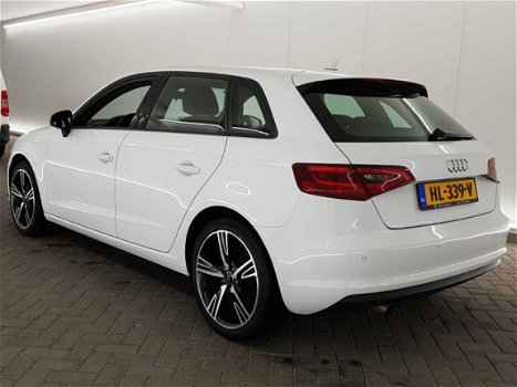 Audi A3 Sportback - 1.2 TFSI Attraction Pro Line plus S-Tronic automaat 81kW - 1