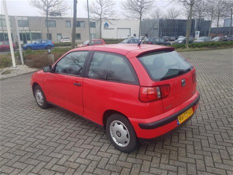 Seat Ibiza - 1.4 Stella 99000 km Stuurbekrachtiging Apk 1 jaar - 1