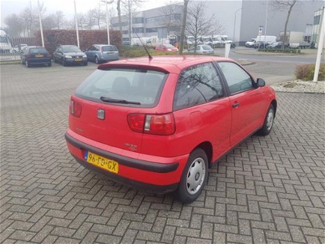 Seat Ibiza - 1.4 Stella 99000 km Stuurbekrachtiging Apk 1 jaar - 1