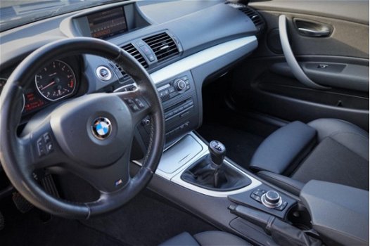 BMW 1-serie - 118i M-Sportpakket 5Drs -Airco-Leder-Navigatie-17