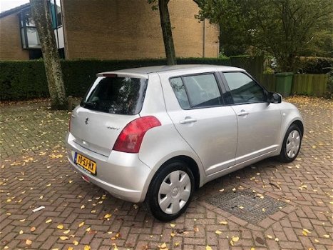 Suzuki Swift - 1.3 GLS Airco / 5 deurs / Mooie en nette auto - 1