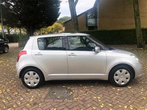 Suzuki Swift - 1.3 GLS Airco / 5 deurs / Mooie en nette auto - 1