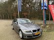 BMW 3-serie - 318I BUSINESS LINE AIRCO/NAVI/PDC INCL/GARANTIE/AFL.KOST - 1 - Thumbnail