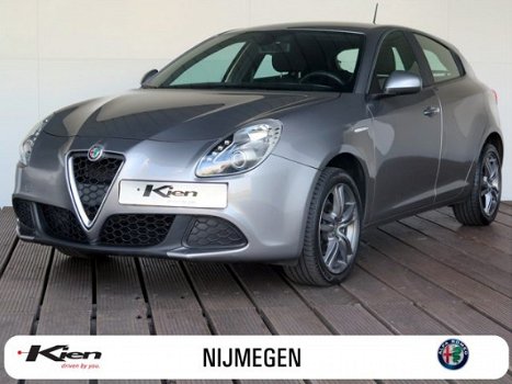 Alfa Romeo Giulietta - 1.4 Turbo / Navigatie / 17